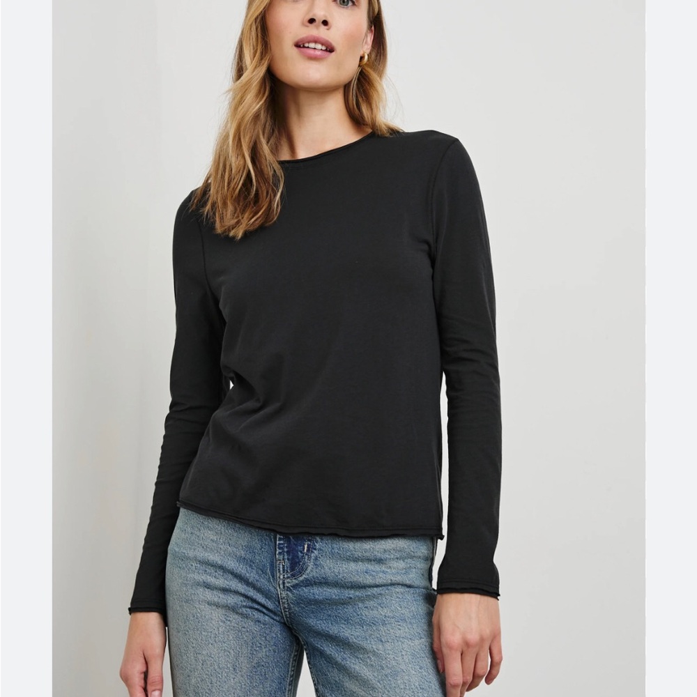 NWOT Banana Republic Black Long Sleeve Tee Size Large